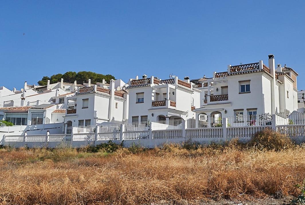 Villa Pura - Private Jacuzzi & Heated Pool Nerja Exterior foto