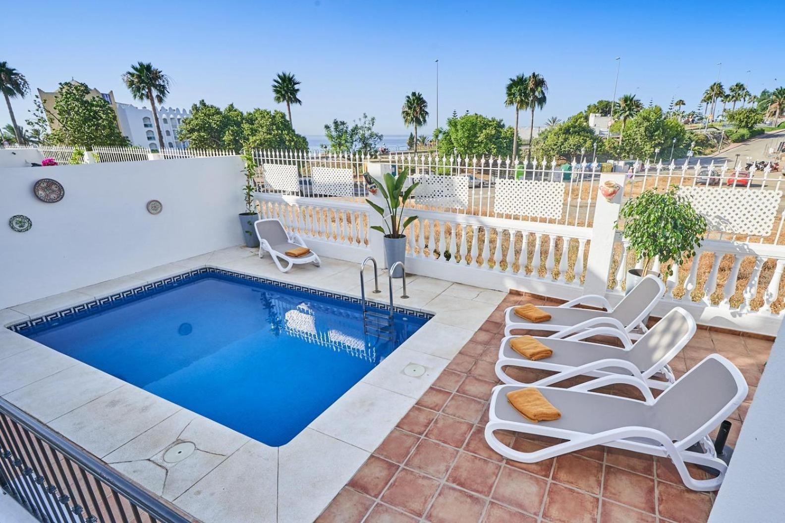 Villa Pura - Private Jacuzzi & Heated Pool Nerja Exterior foto