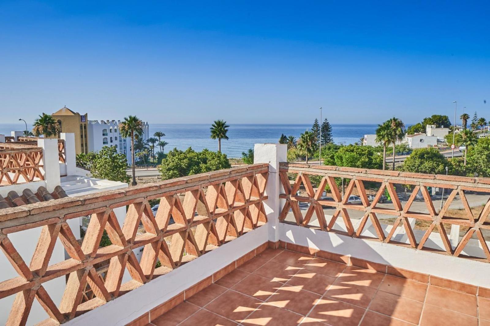 Villa Pura - Private Jacuzzi & Heated Pool Nerja Exterior foto